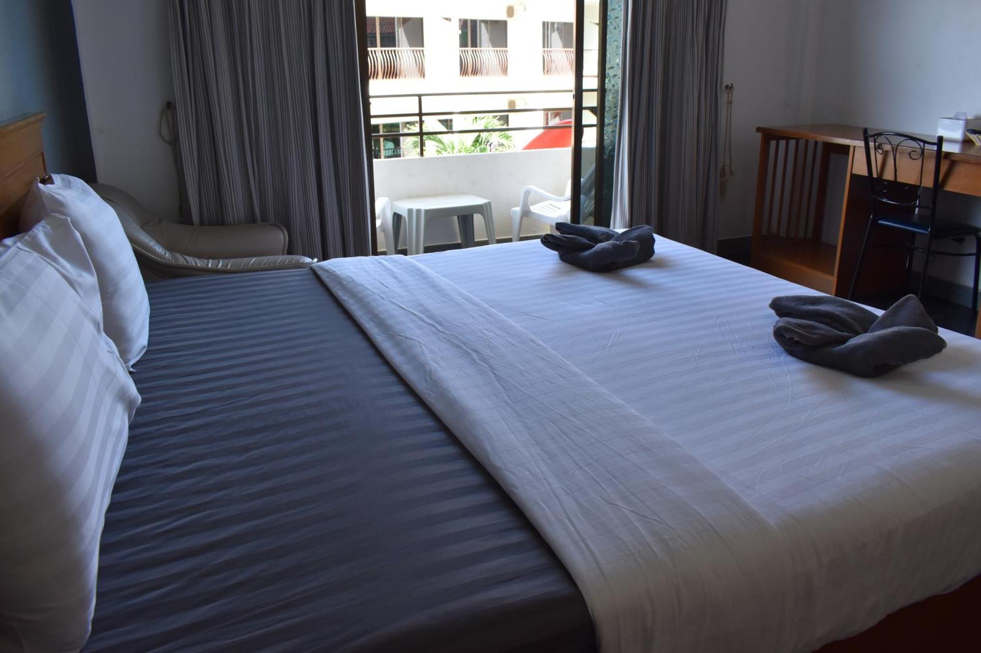Sala Bua Room Karon Екстериор снимка